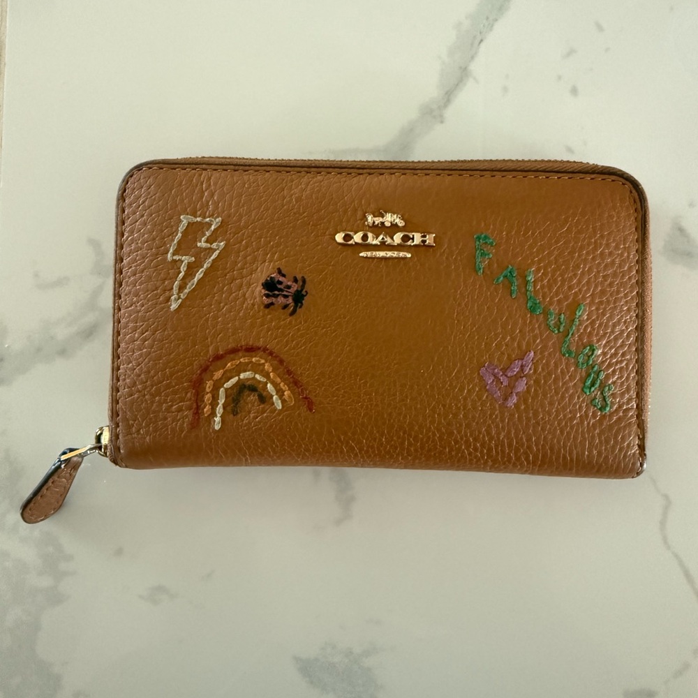 Coach Medium Id Zip Wallet With Diary Embroidery Gold/Penny